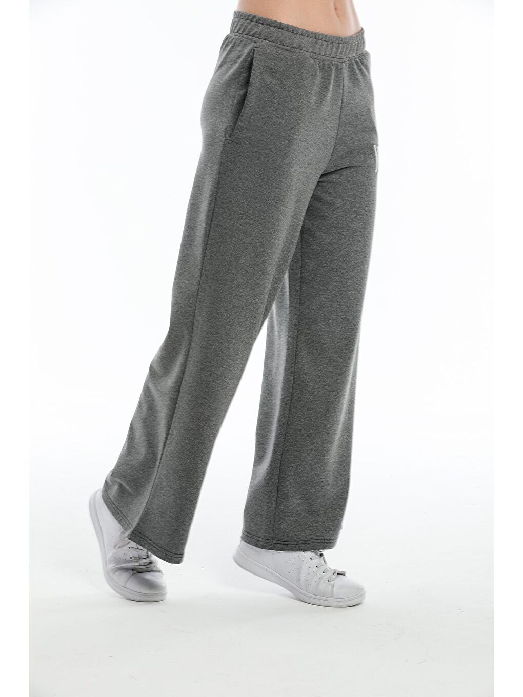 Gri Kadın Bol Paça Eşofman Altı SPR21Y60