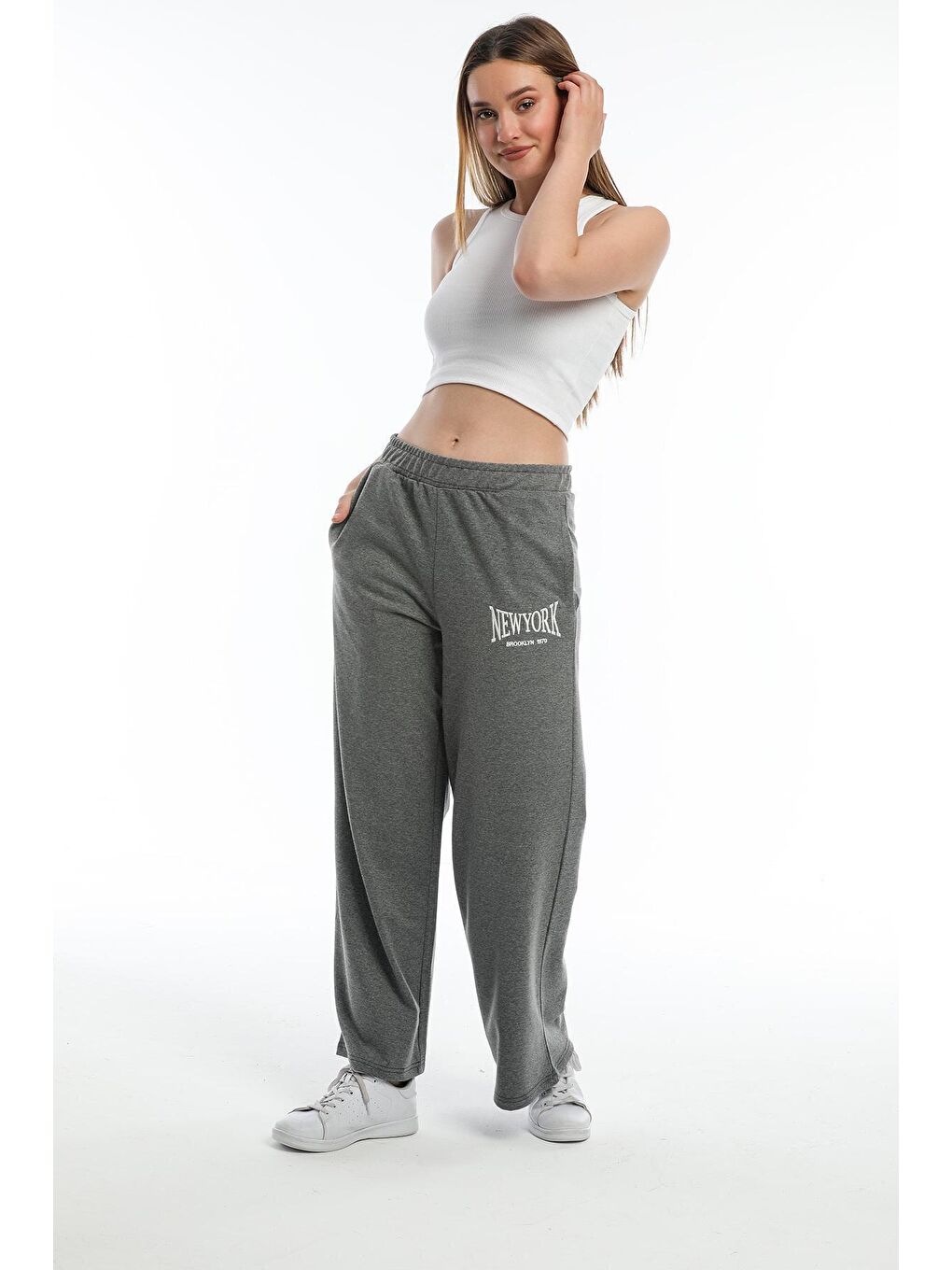 Gri Kadın Bol Paça Eşofman Altı SPR21Y60-2