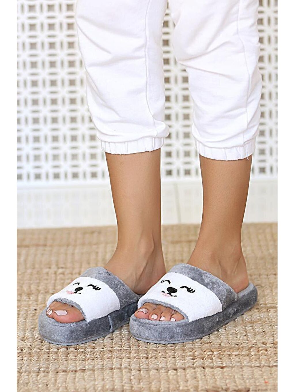 Gri Kedicikli Kadın Termo Taban Polar Ev Terliği 001-15-21-3