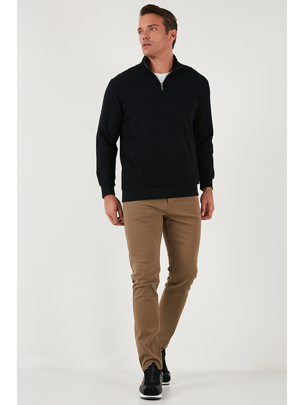 Siyah Pamuklu Regular Fit Yarım Fermuarlı Dik Yaka Erkek Sweat 5905716-2