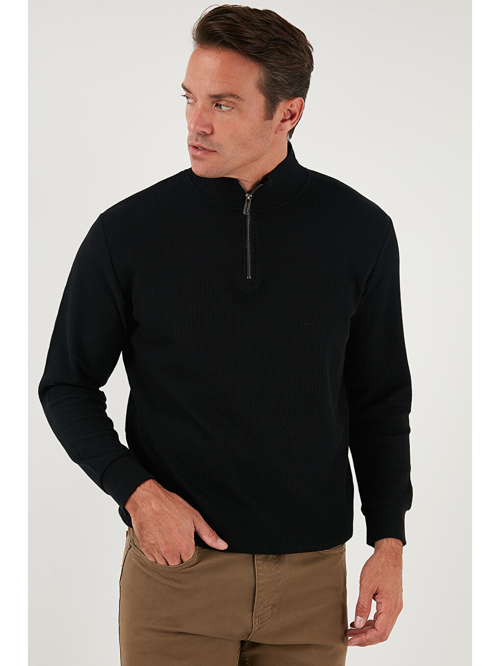 Siyah Pamuklu Regular Fit Yarım Fermuarlı Dik Yaka Erkek Sweat 5905716-5