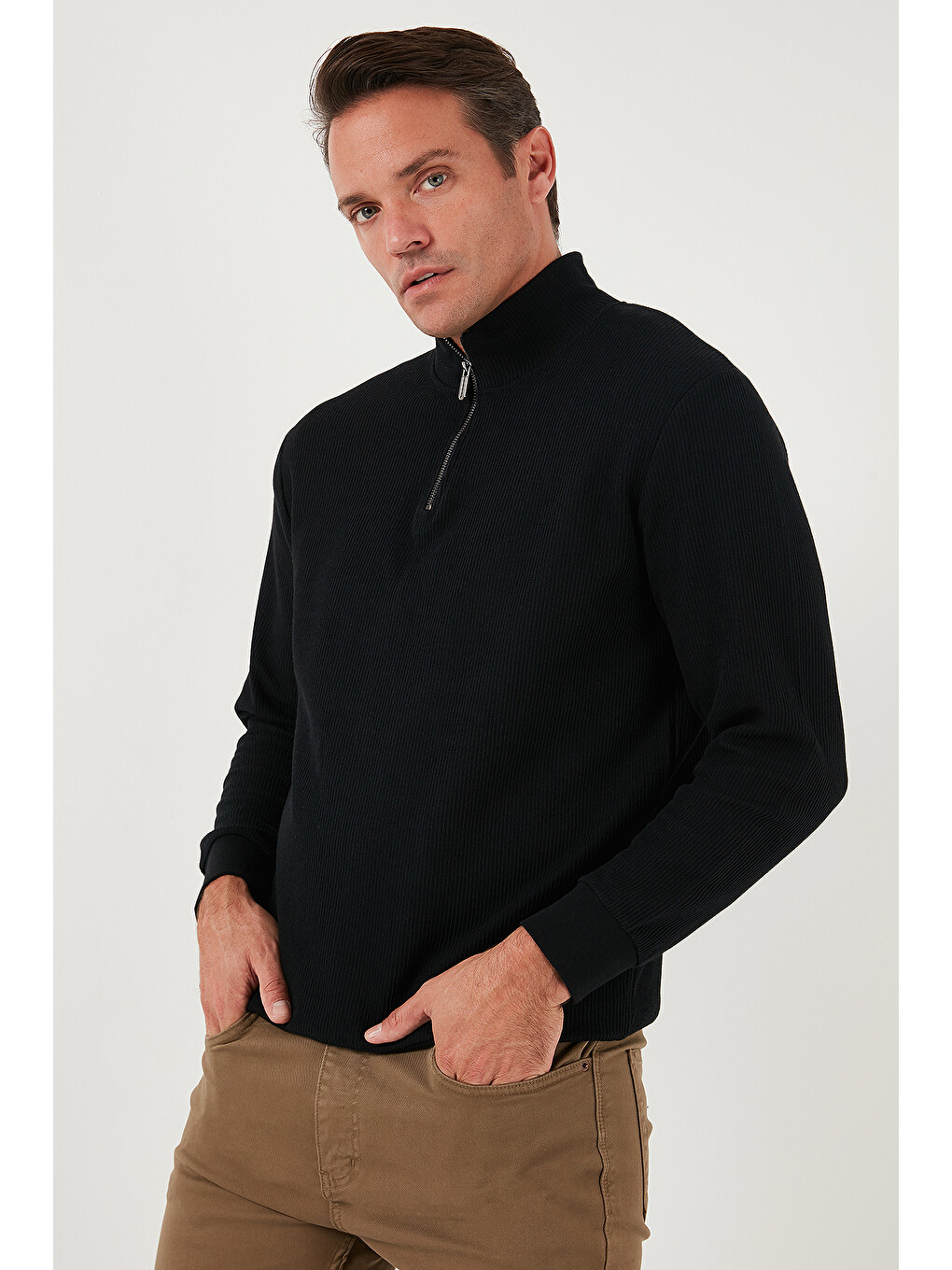 Siyah Pamuklu Regular Fit Yarım Fermuarlı Dik Yaka Erkek Sweat 5905716-6