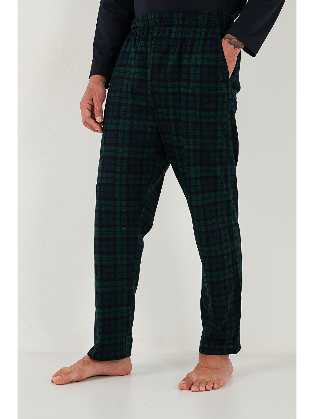 Lacivert Ekoseli Pamuklu Regular Fit Yükske Bel Bisiklet Yaka %100 Pamuk Pijama Takımı 6574000-5