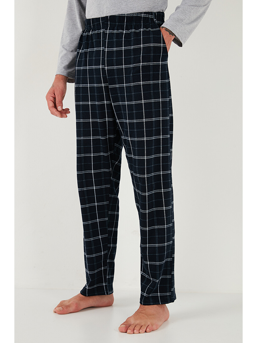 Gri Ekoseli Pamuklu Regular Fit Yükske Bel Bisiklet Yaka %100 Pamuk Pijama Takımı 6574000-5