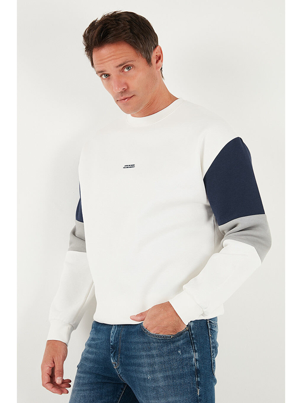 Ekru Pamuklu Relaxed Fit Bisiklet Yaka Şardonlu Renk Bloklu Sweat 5905298T-3