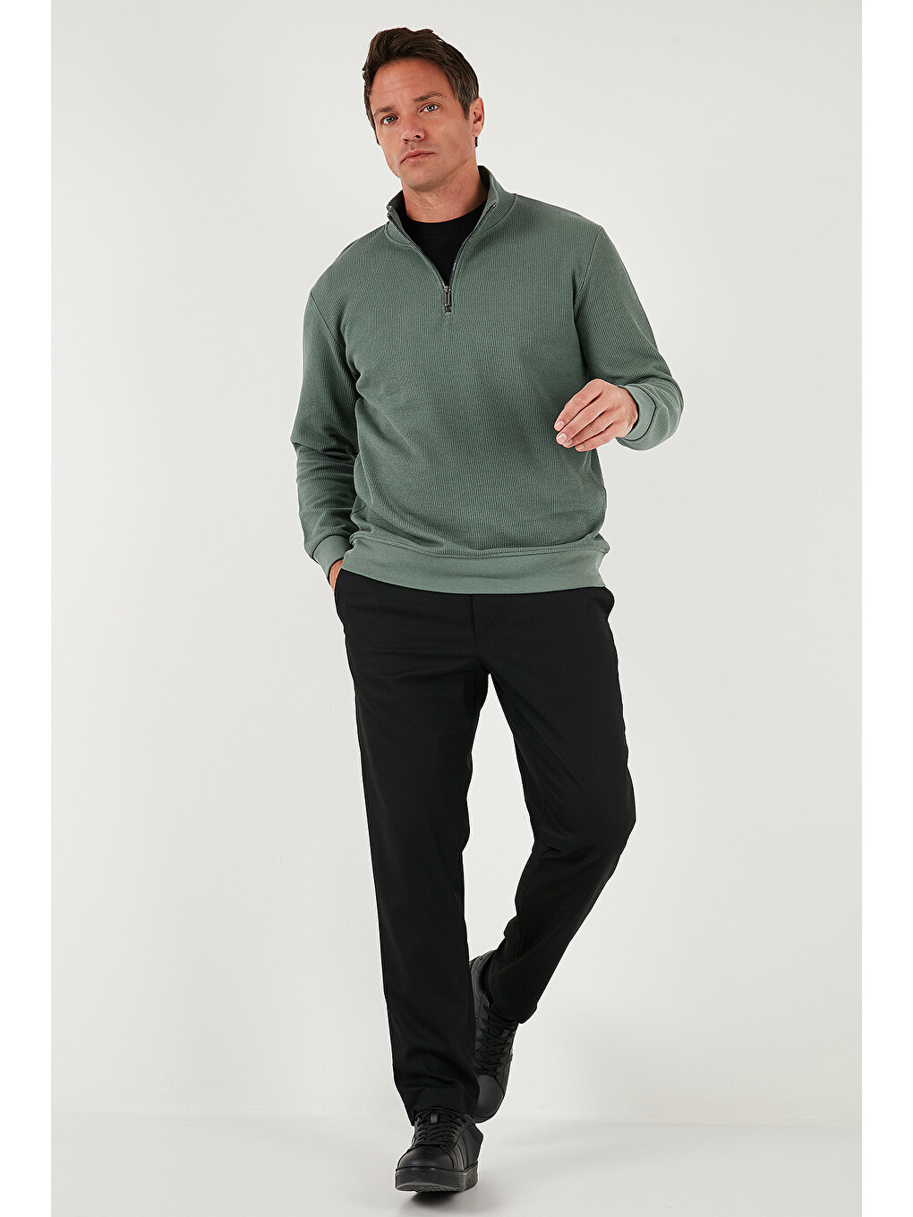 Haki Pamuklu Regular Fit Yarım Fermuarlı Dik Yaka Erkek Sweat 5905716-1