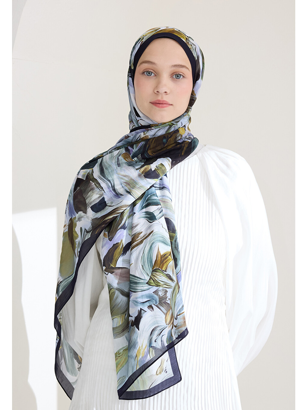 Vanılla Blossom Floş Viskon Şal Lacivert-4