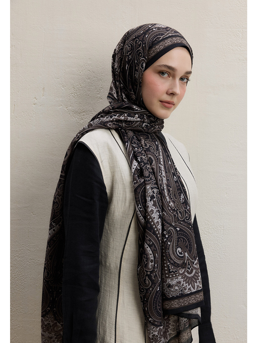 Zaıra Desen Şal Siyah-1