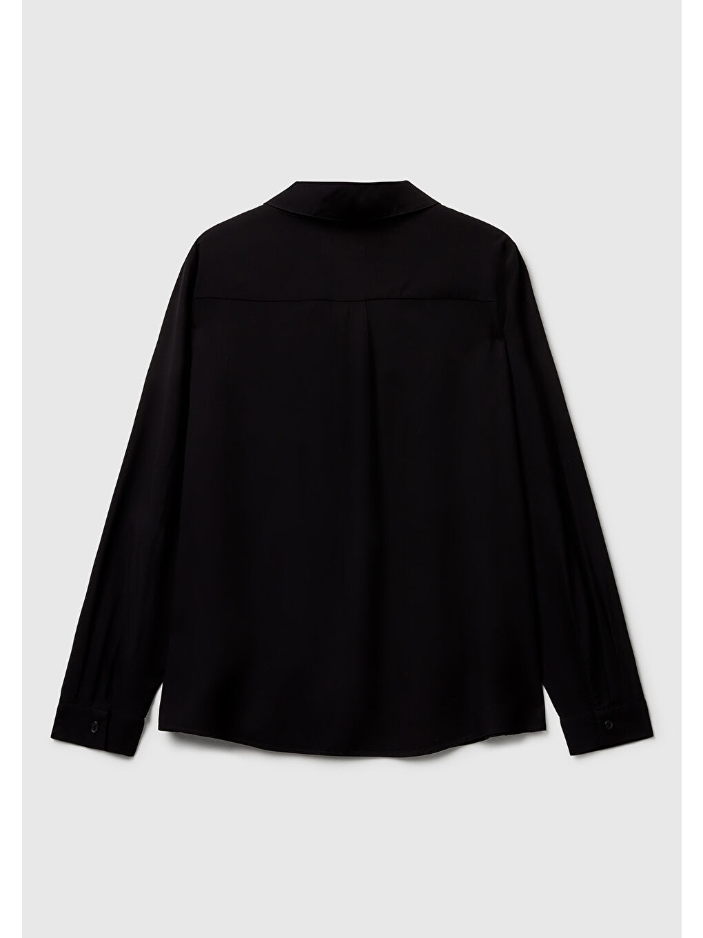 Kadın Siyah %100 Viskoz Düğmeli Gömlek-3