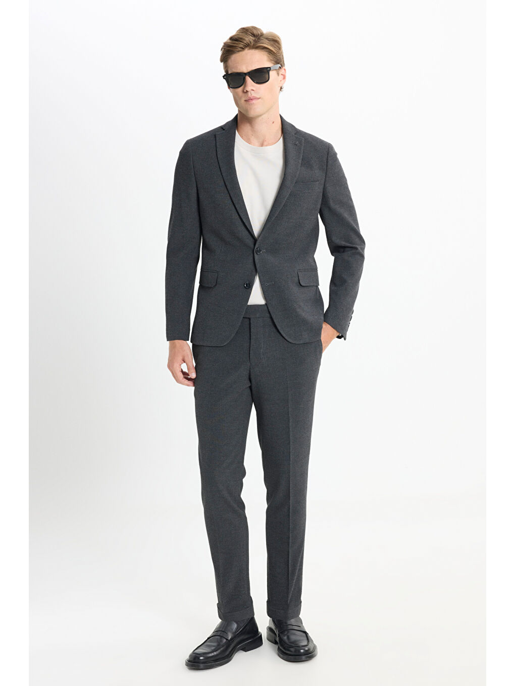 Erkek Antrasit Slim Fit Dar Kesim Mono Yaka Gofre Desenli Kapak Cepli Takım Elbise-2