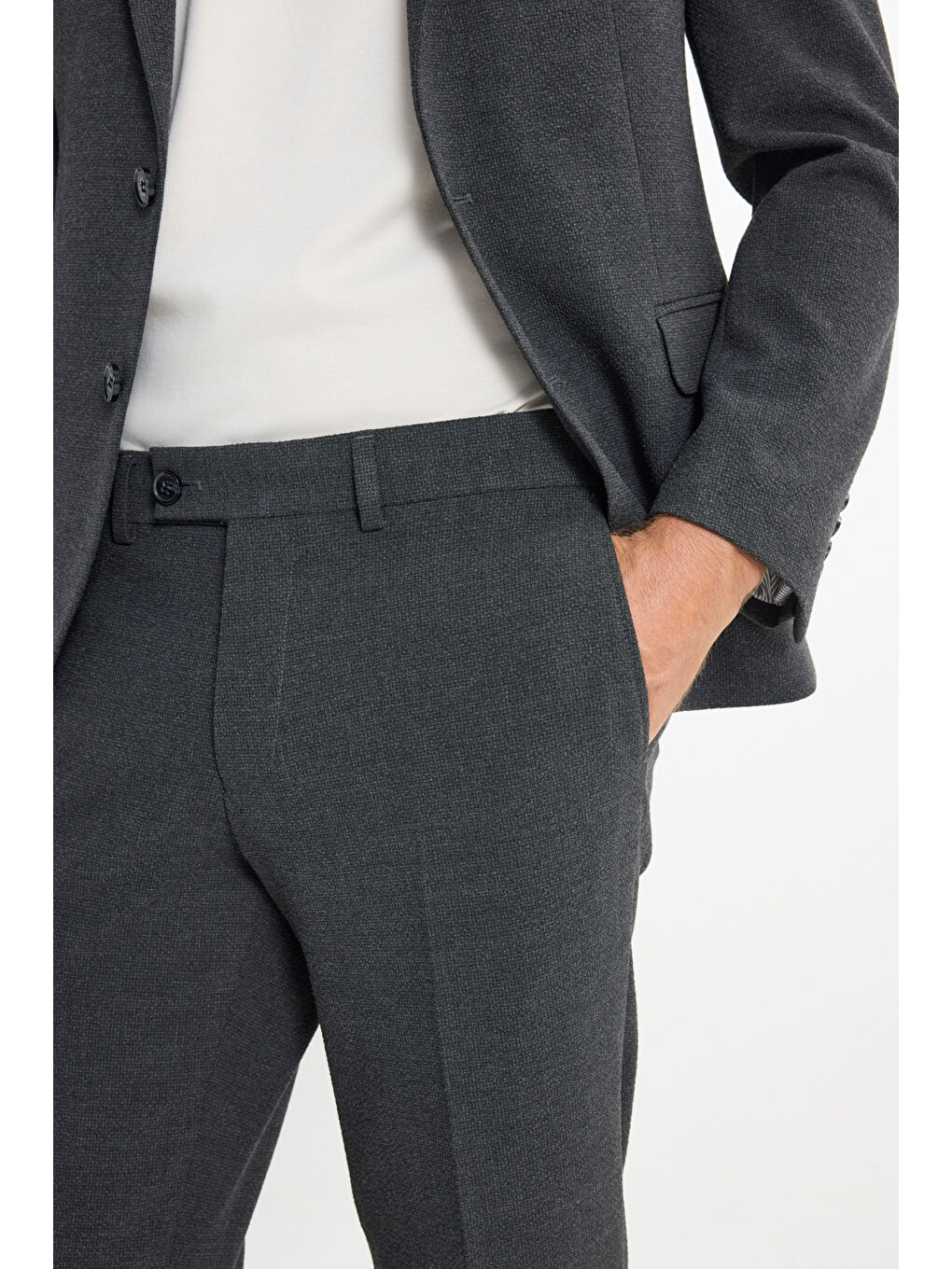 Erkek Antrasit Slim Fit Dar Kesim Mono Yaka Gofre Desenli Kapak Cepli Takım Elbise-4