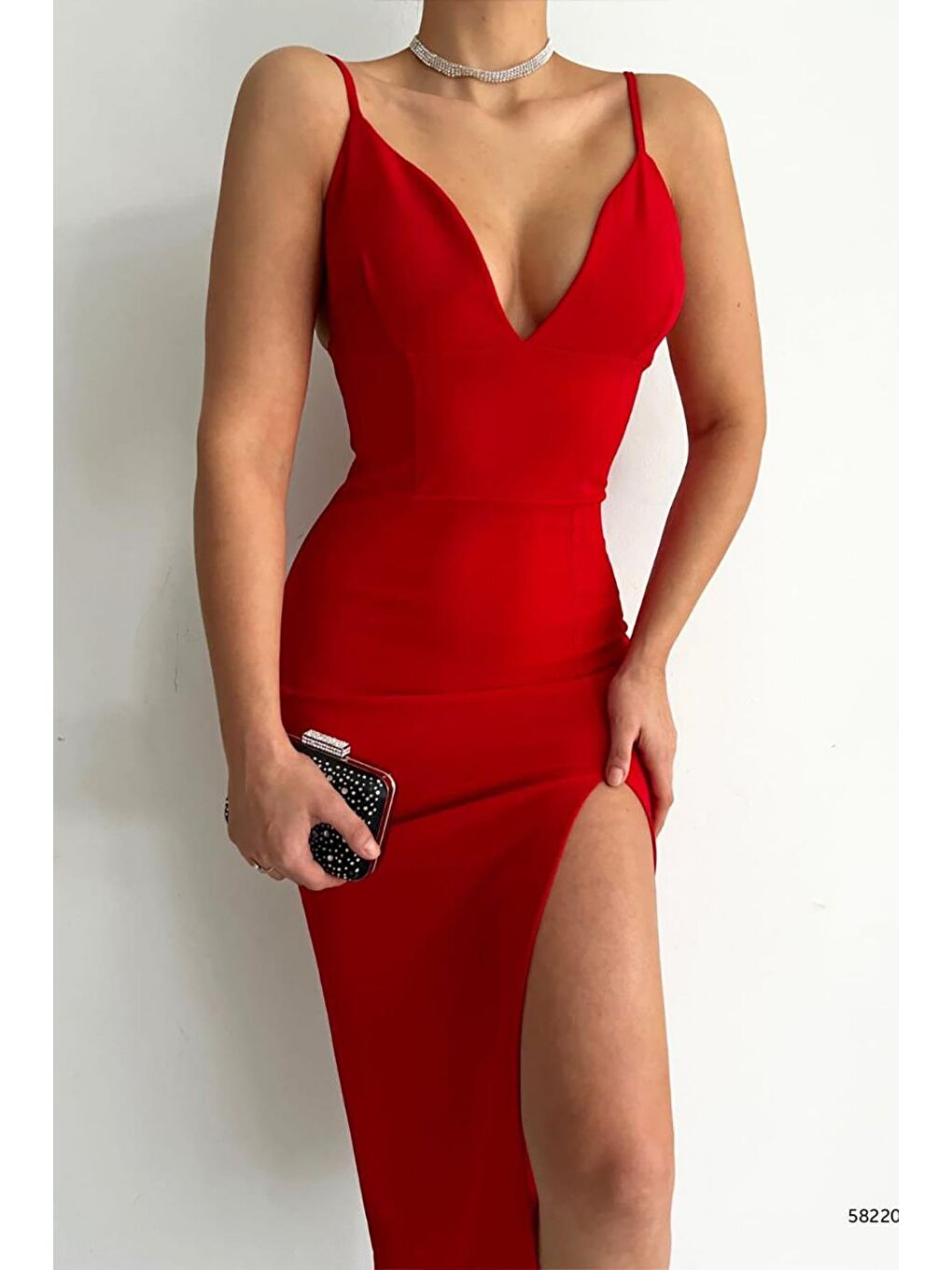 Kırmızı İnce Askılı Kalp Yaka Yırtmaç Detay Kalem Elbise-1