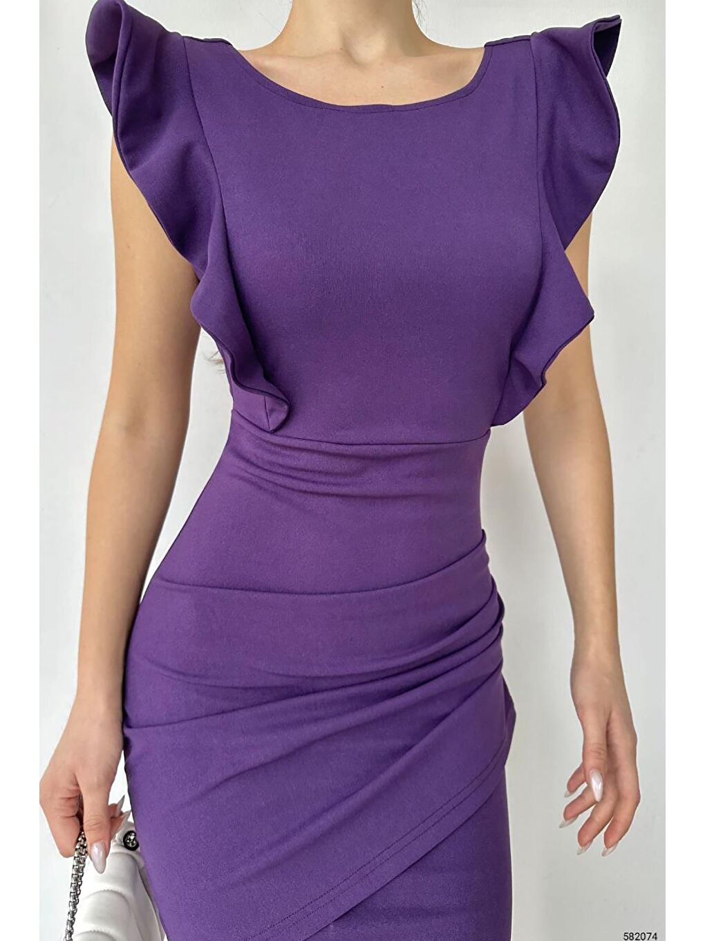 Mor Fırfırlı Kolsuz Sırt Dekolteli Elbise-3