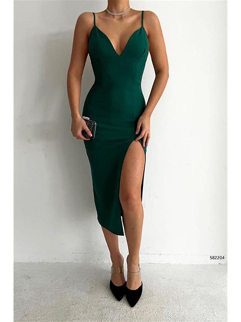 Yeşil İnce Askılı Kalp Yaka Yırtmaç Detay Kalem Elbise-5