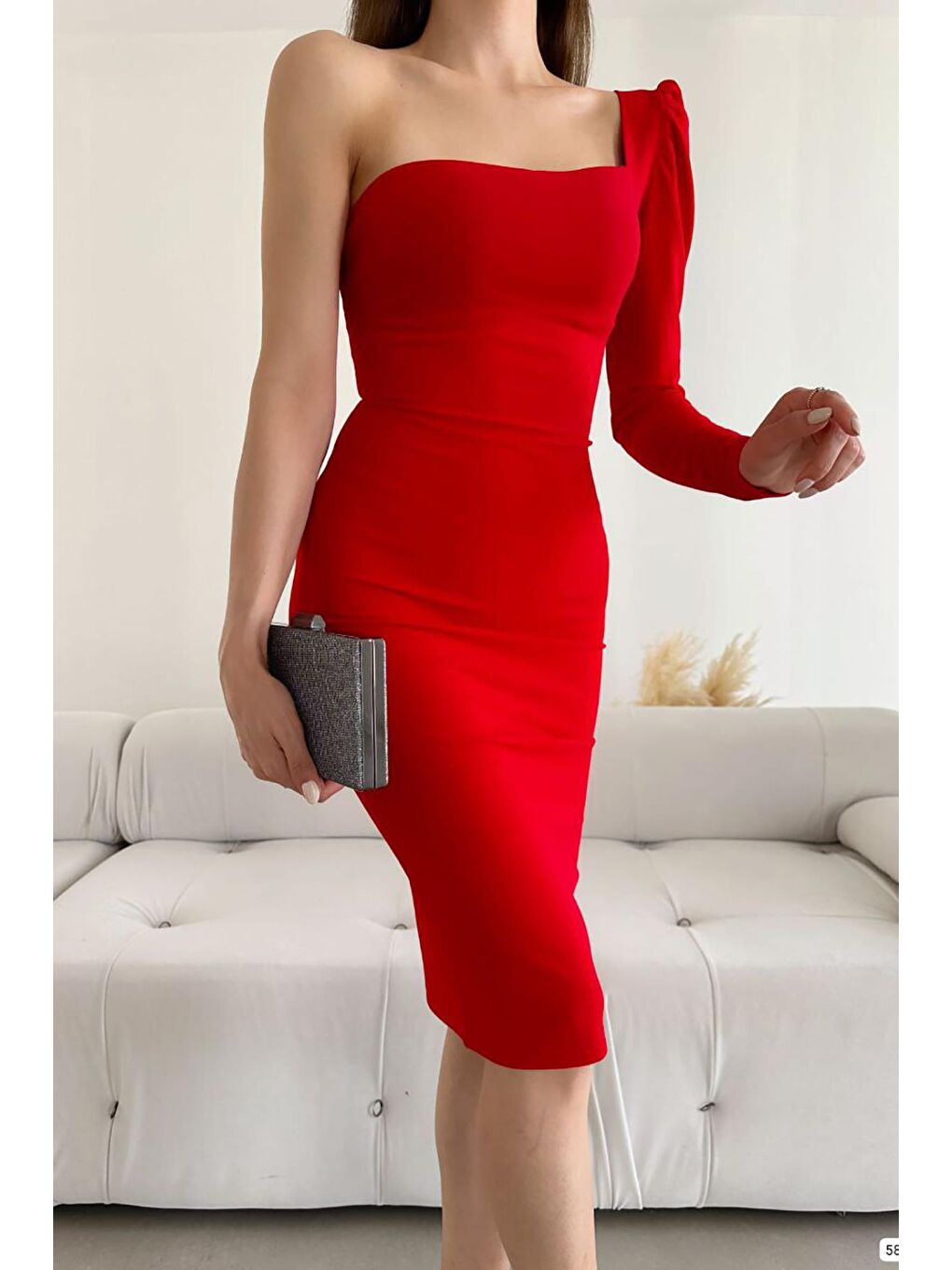 Kırmızı Tek Kol Midi Boy Krep Kumaş Elbise-3