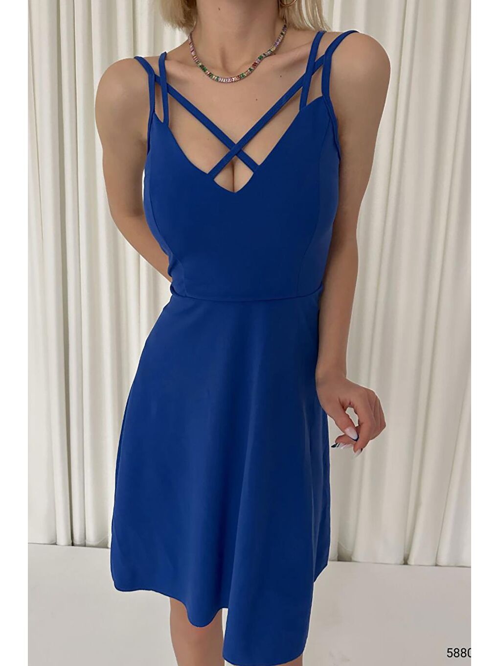 Saks Mavisi Çarpraz Askılı İthal Krep Kumaş Elbise-1