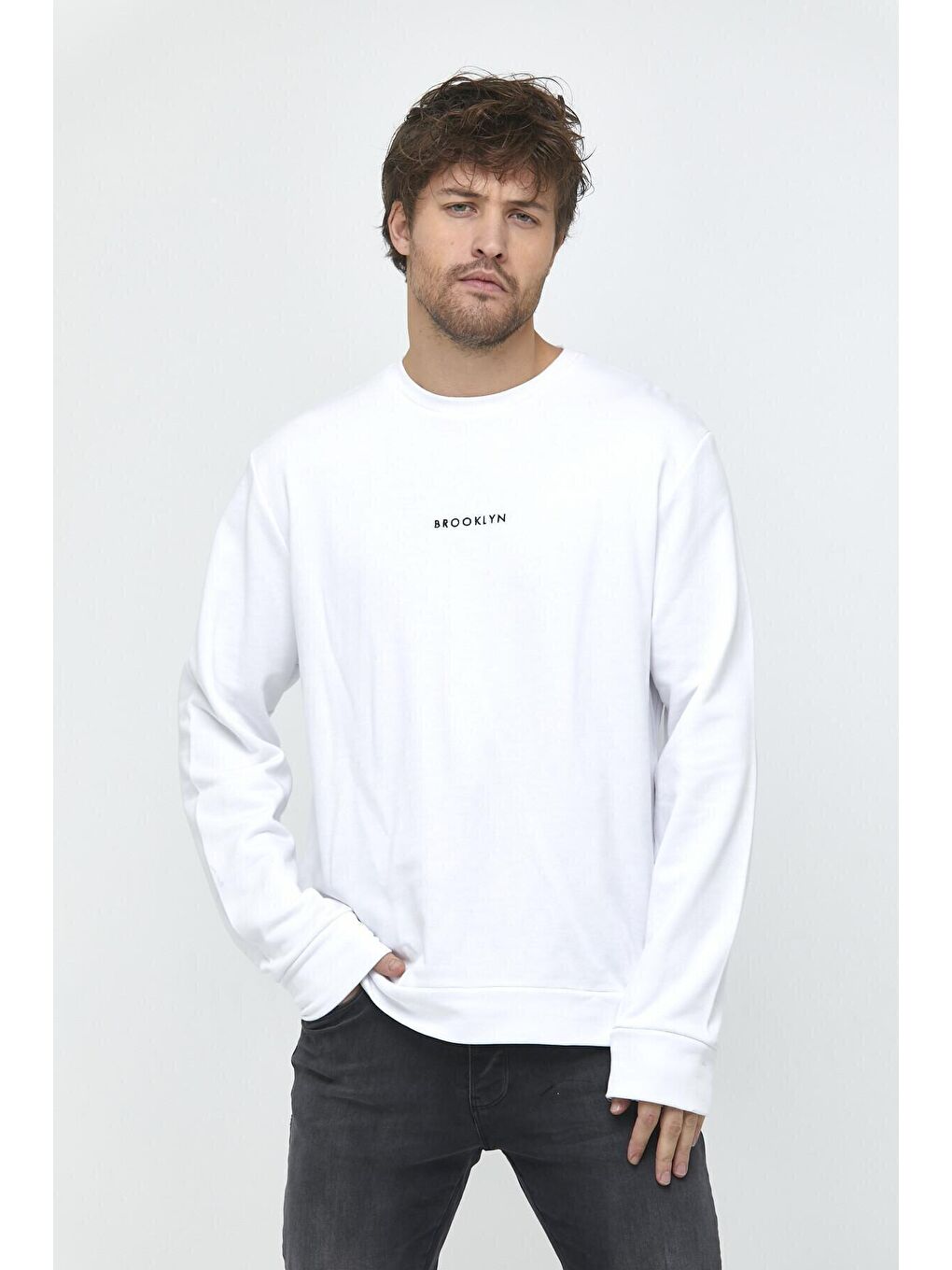 Beyaz Erkek Bisiklet Yaka Regular Fit Brooklyn Baskılı İnce Sweatshirt SPR22SW132-2