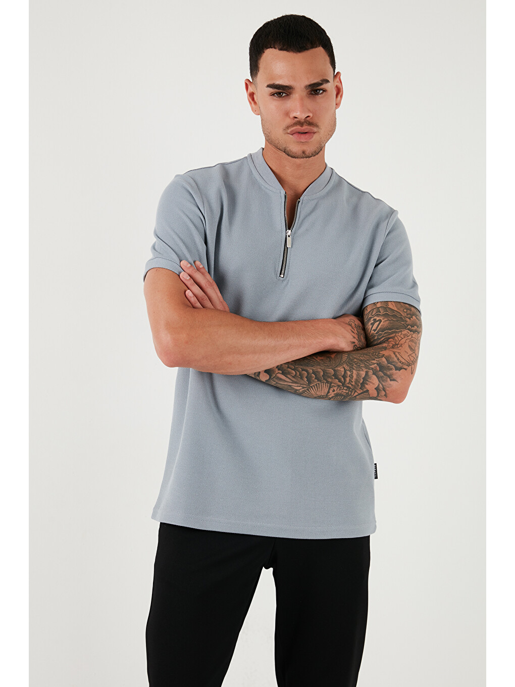 Gri Pamuklu Regular Fit Yarım Fermuarlı Erkek Tişört 5902653-4