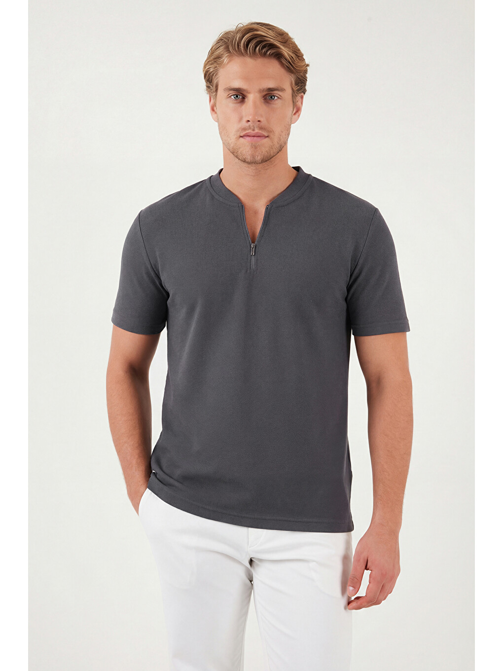 Antrasit Pamuklu Regular Fit Yarım Fermuarlı Erkek Tişört 5902653-4