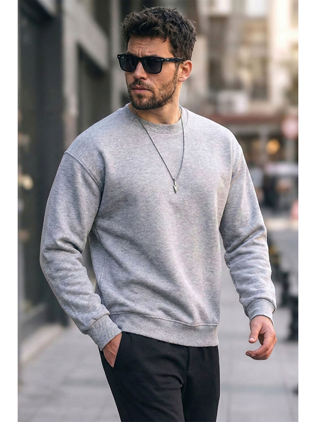 Gri Regular Fit Bisiklet Yaka Pamuklu İçi Tüylü Yumuşak Şardonlu Erkek Sweatshirt  5905255