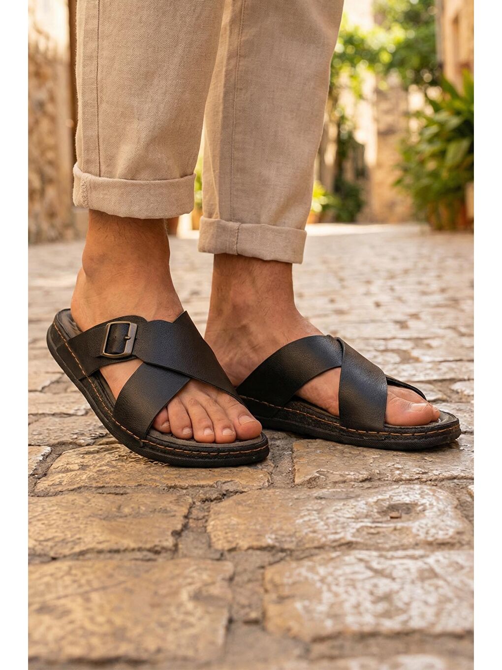 Siyah Erkek Yazlık Suni Deri Tek Toka Ayarlanabilir Rahat Taban Günlük Terlik