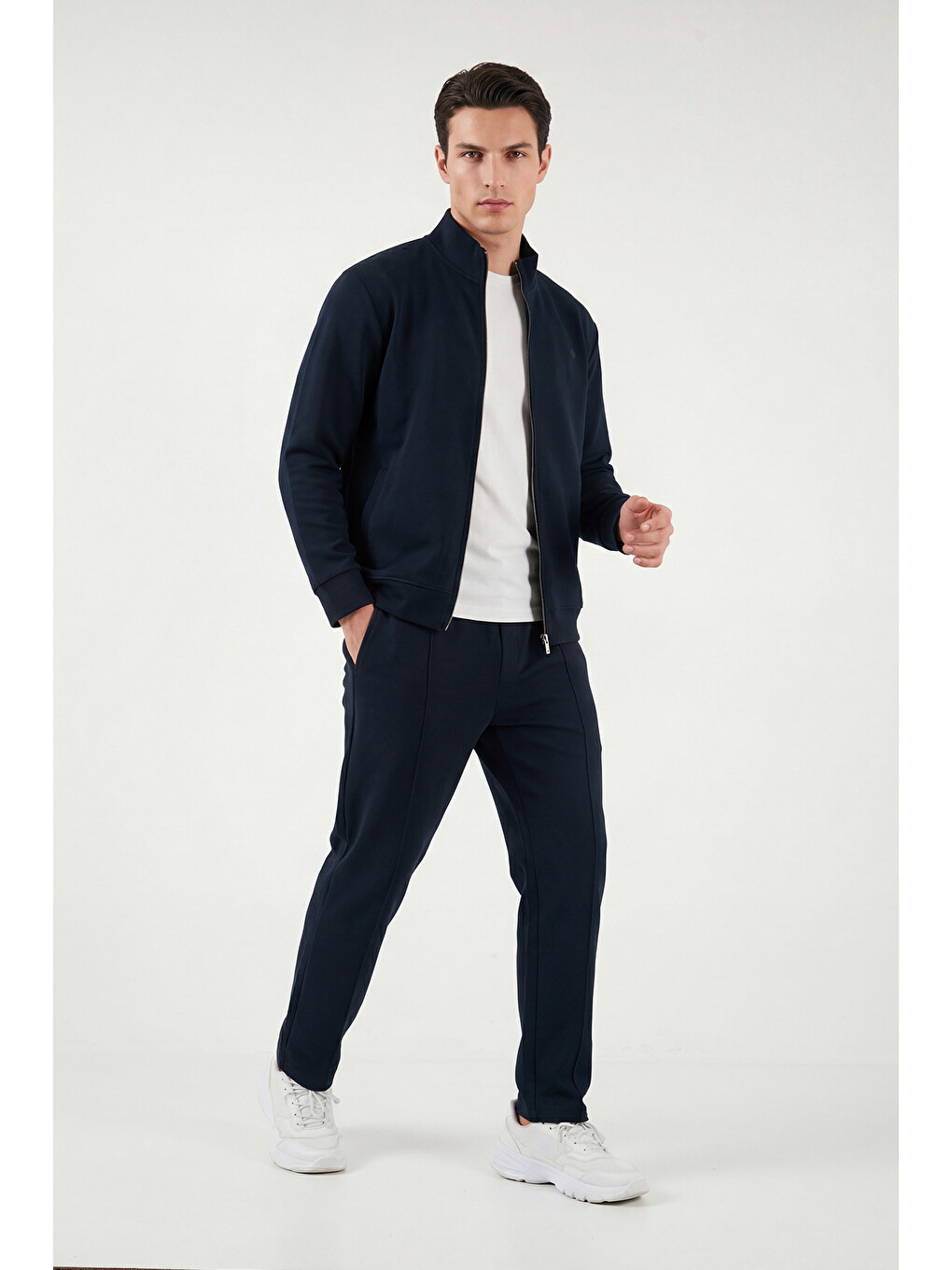 Lacivert Pamuklu Slim Fit Normal Bel Daralan Paça Çimalı Pantolon 5908088-2