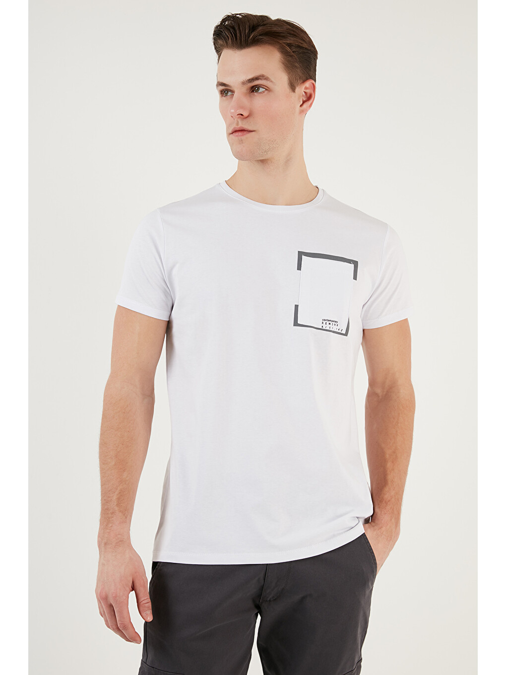 Beyaz Bisiklet Yaka %100 Pamuklu Slim Fit Tişört 541rework-1