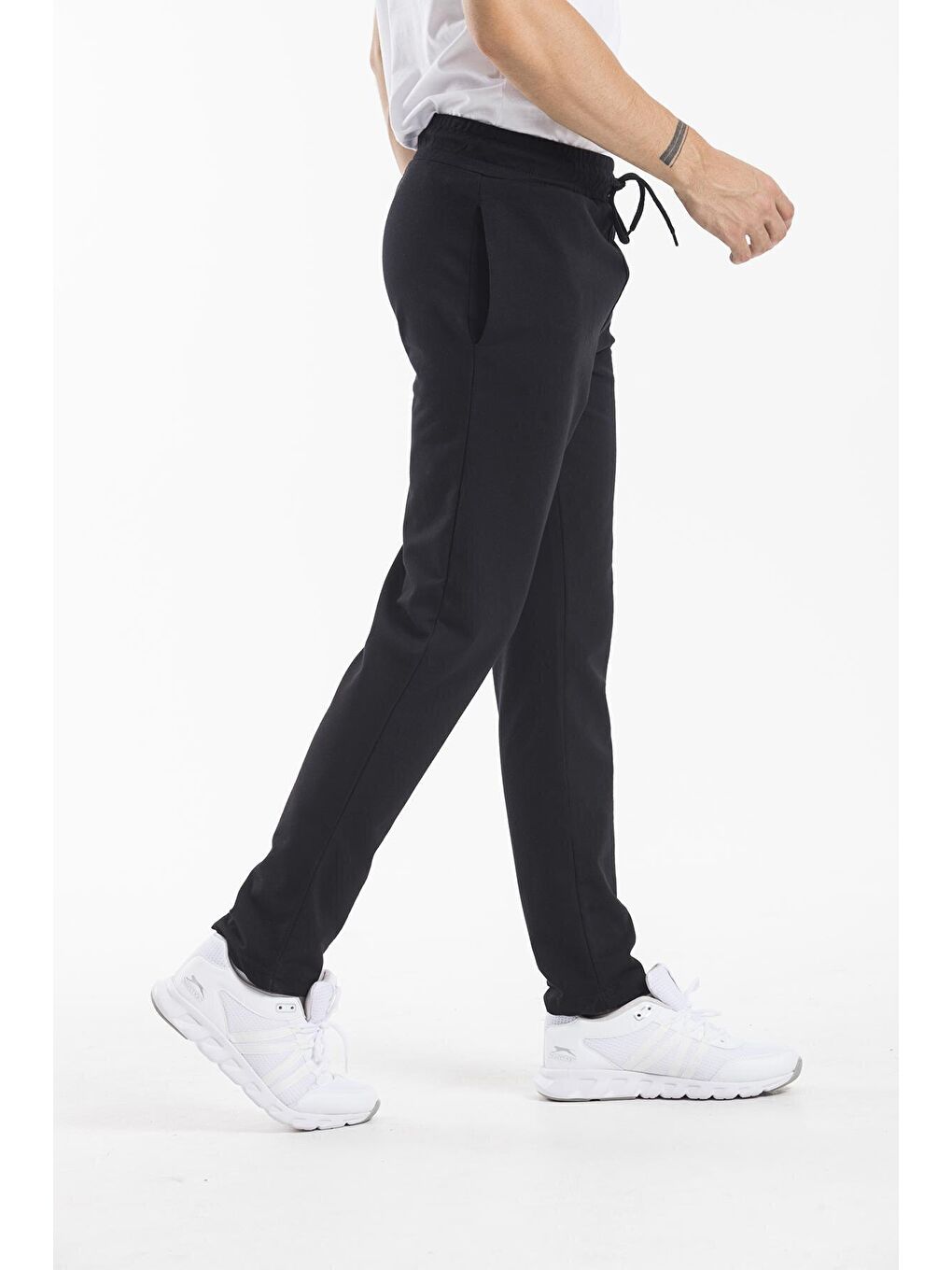 Siyah Basic Regular Fit Brooklyn Baskılı İnce Erkek Eşofman Altı SPR22EA205-1