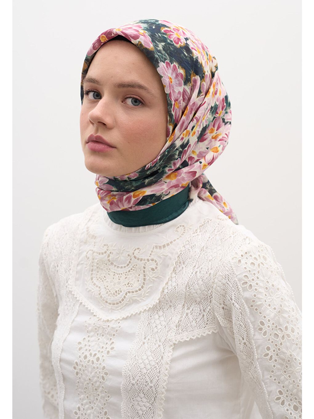 Cherry Blossom Desen Pamuk Viskon Eşarp Petrol-1