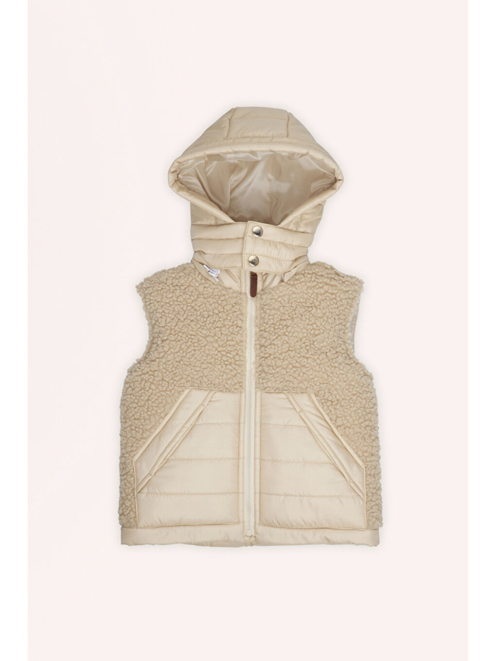 Bej Erkek Çocuk Pelüş Detaylı Micro Yelek