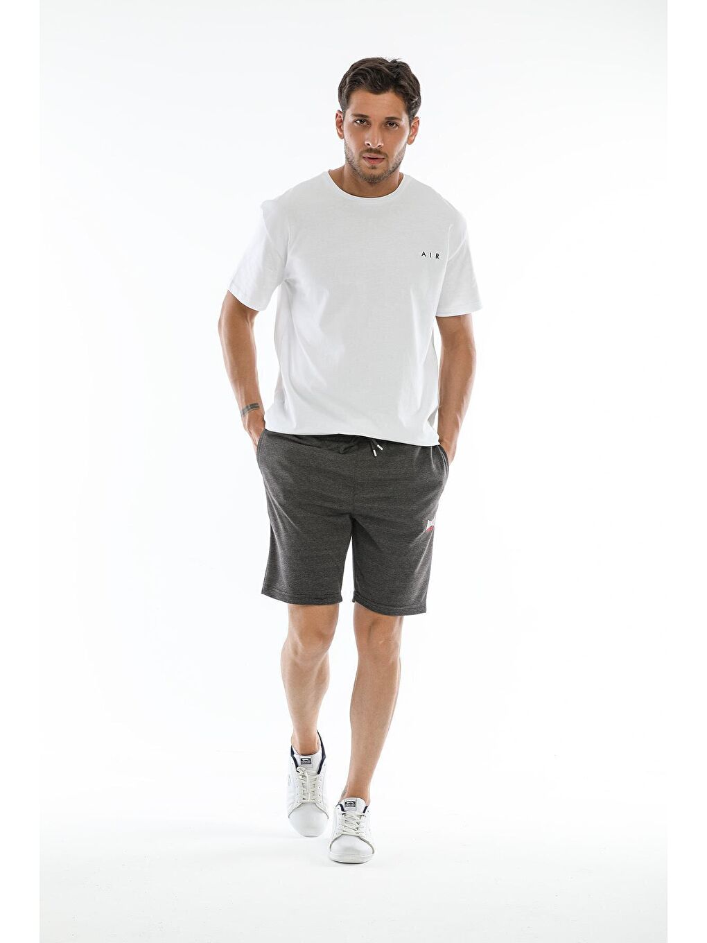 Gri Regular Fit Nakışlı Brooklyn Erkek Şort SPR21Y57-3