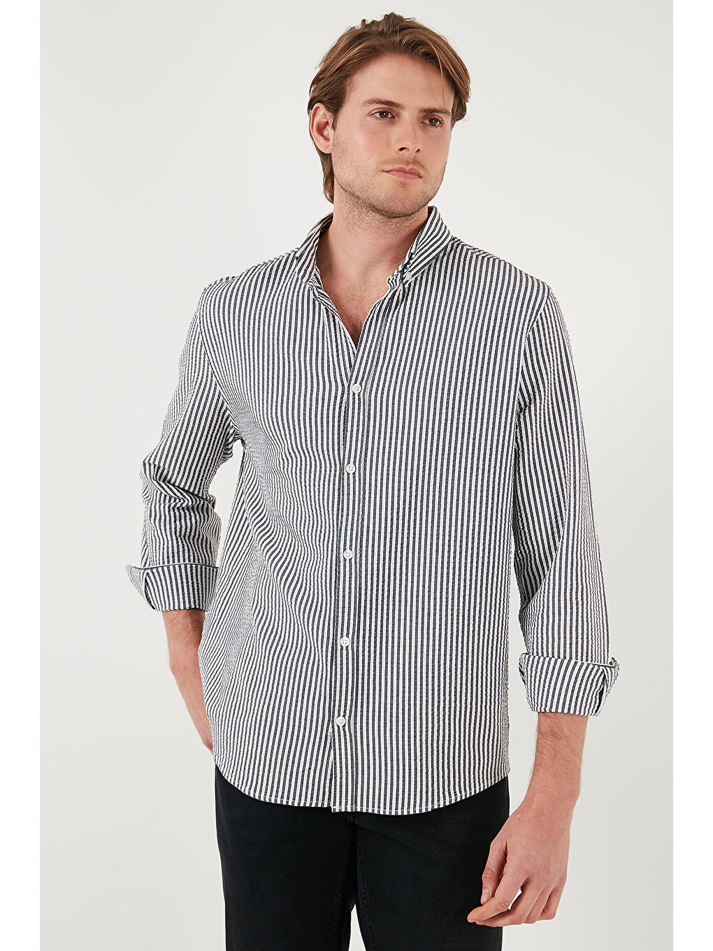 Lacivert Pamuklu Slim Fit Düğmeli Yaka Gömlek Cf23s112237-5