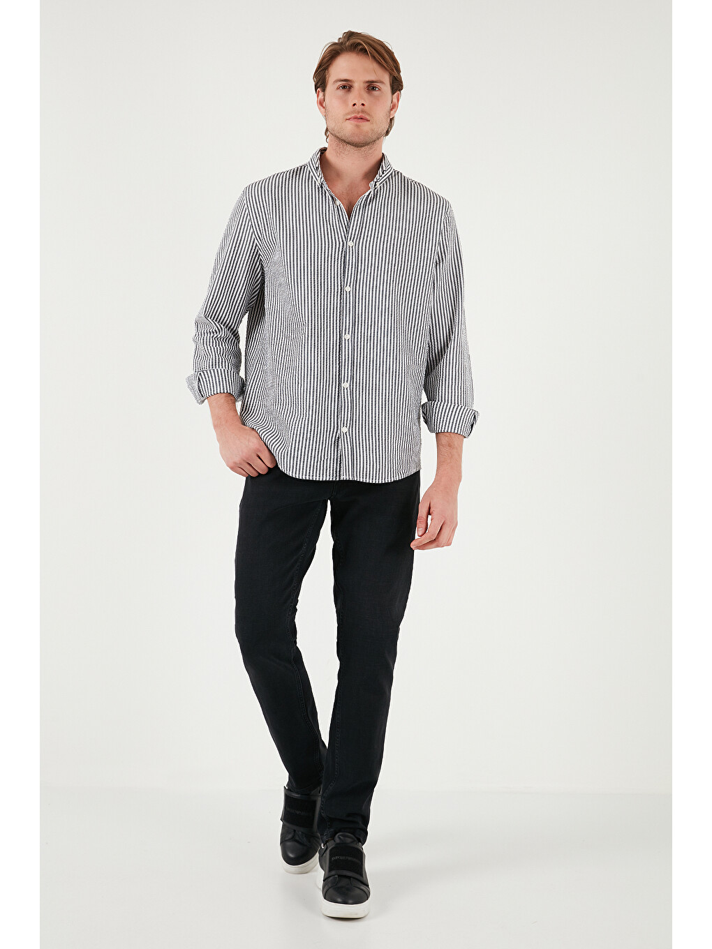 Lacivert Pamuklu Slim Fit Düğmeli Yaka Gömlek Cf23s112237-2