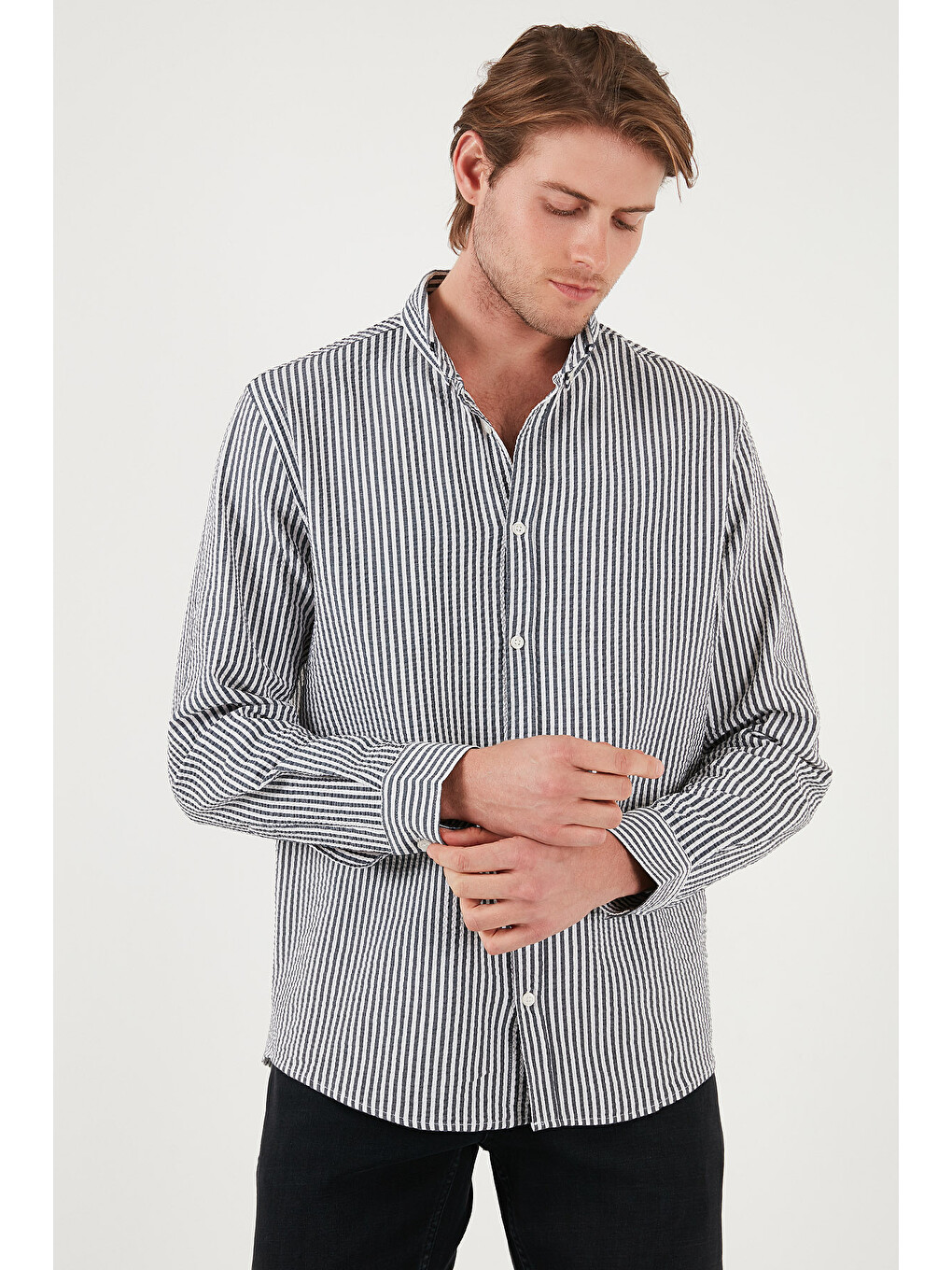 Lacivert Pamuklu Slim Fit Düğmeli Yaka Gömlek Cf23s112237-4