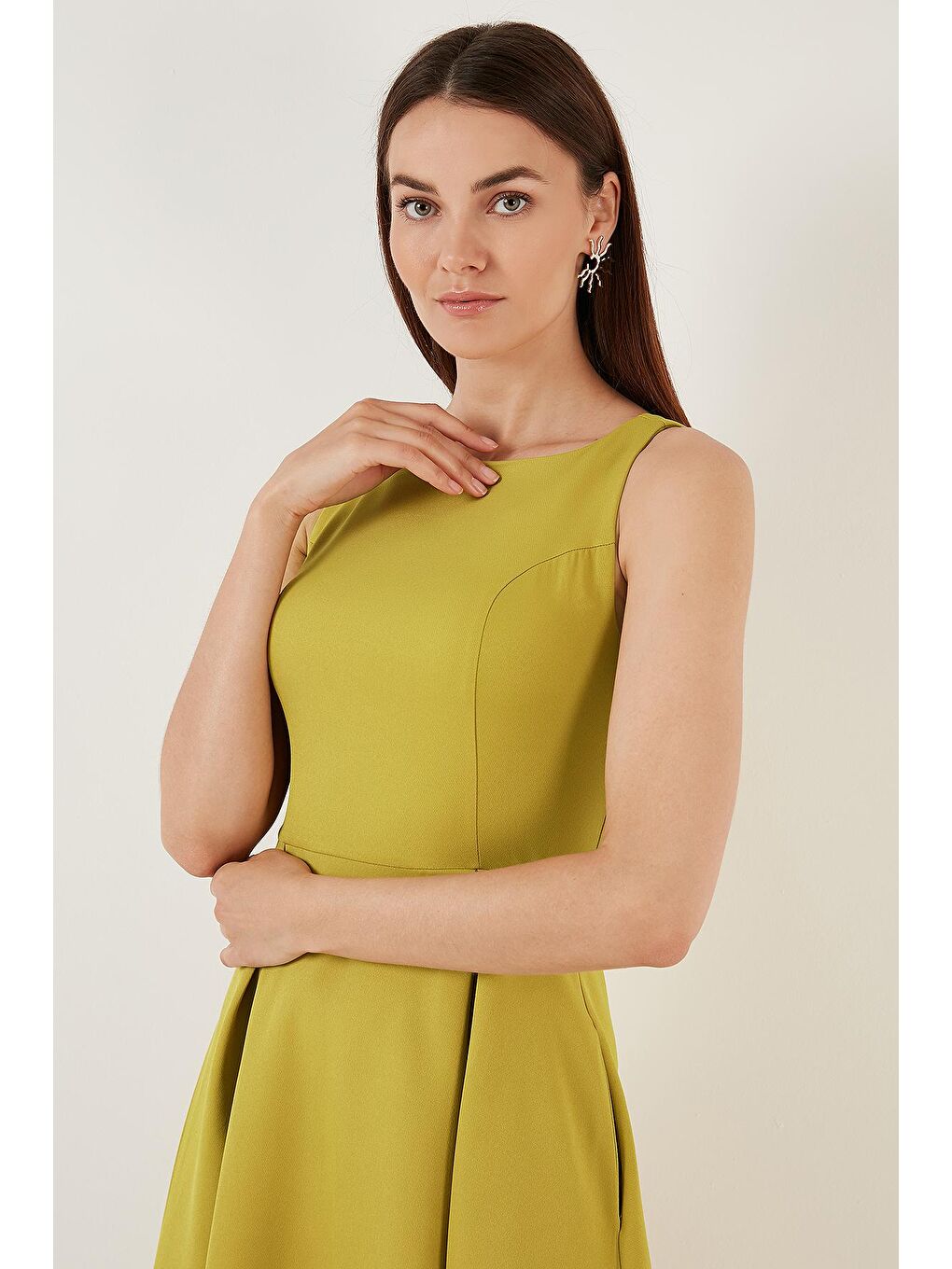 Yeşil Bisiklet Yaka Cepli Pileli Midi Kadın Elbise 6051963-3