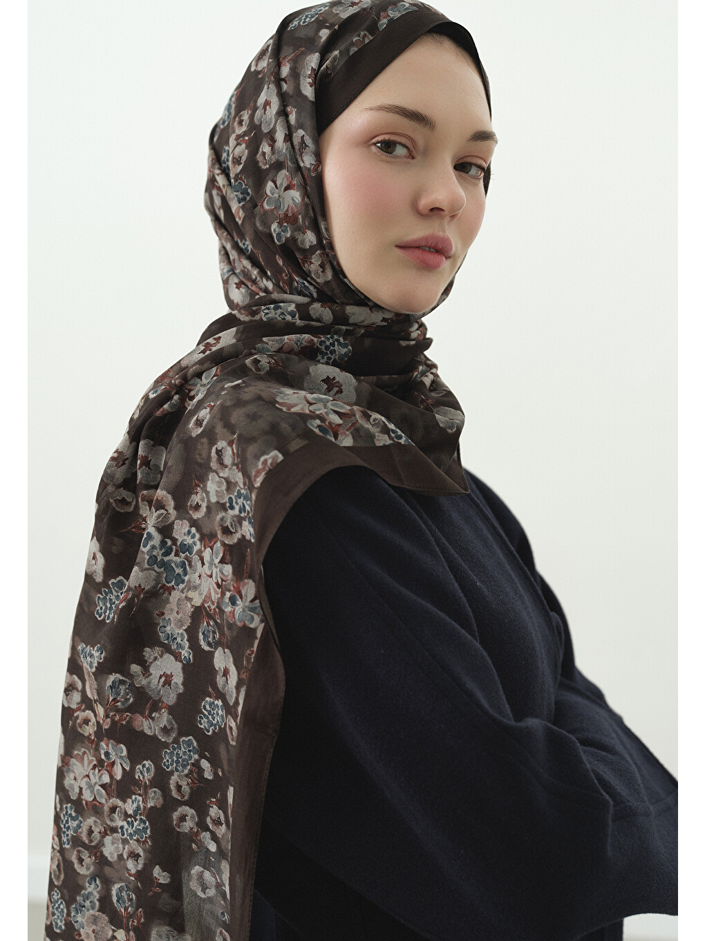 Kahverengi Secret Pearl Desenli Pamuk Viskon Şal Tozlu Kahve-3