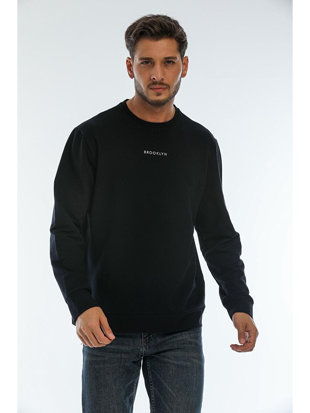 Siyah Erkek Bisiklet Yaka Regular Fit Brooklyn Baskılı İnce Sweatshirt SPR22SW132