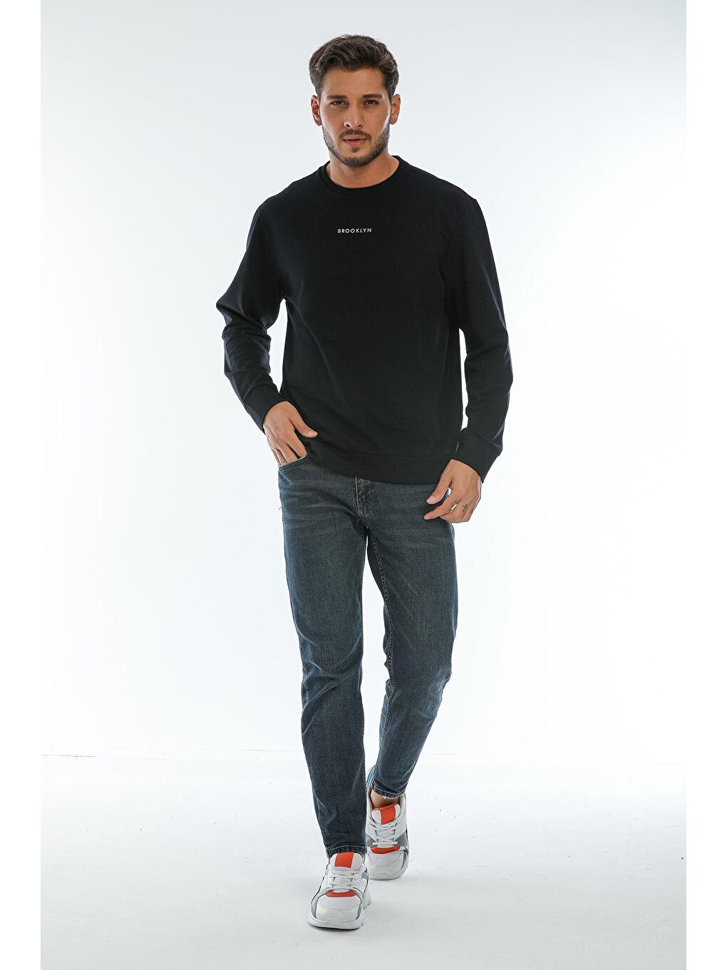 Siyah Erkek Bisiklet Yaka Regular Fit Brooklyn Baskılı İnce Sweatshirt SPR22SW132-3