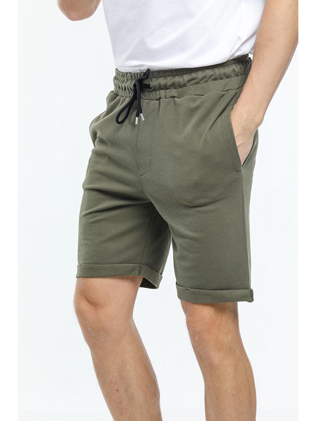 Haki Regular Fit Duble Paça Erkek Şort SPR21Y51-2