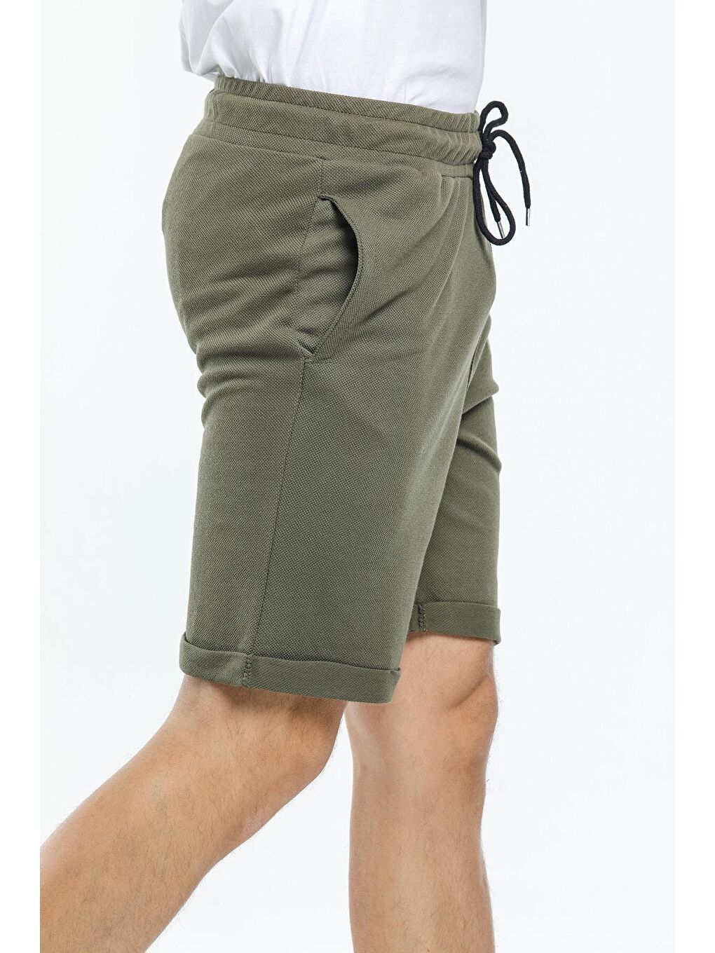 Haki Regular Fit Duble Paça Erkek Şort SPR21Y51-3