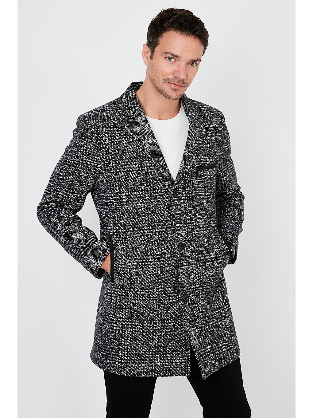 Siyah Slim Fit Tek Yırtmaçlı Düğmeli Mono Yaka Kaşe Erkek Kaban 5840098-4