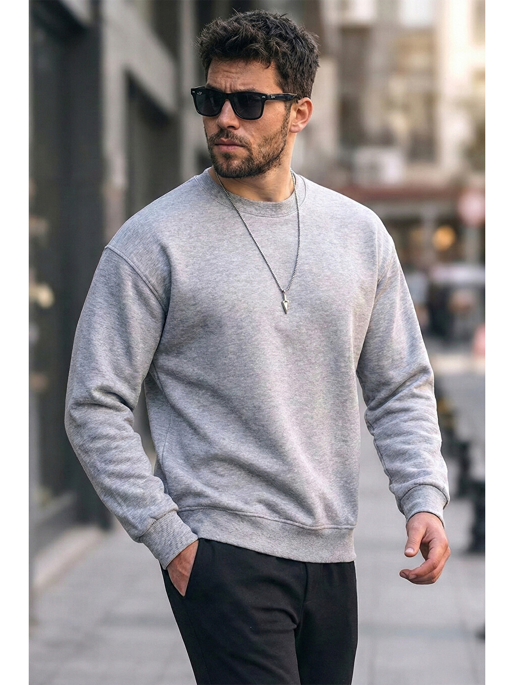 Gri Regular Fit Bisiklet Yaka Pamuklu İçi Tüylü Yumuşak Şardonlu Erkek Sweatshirt 5905255