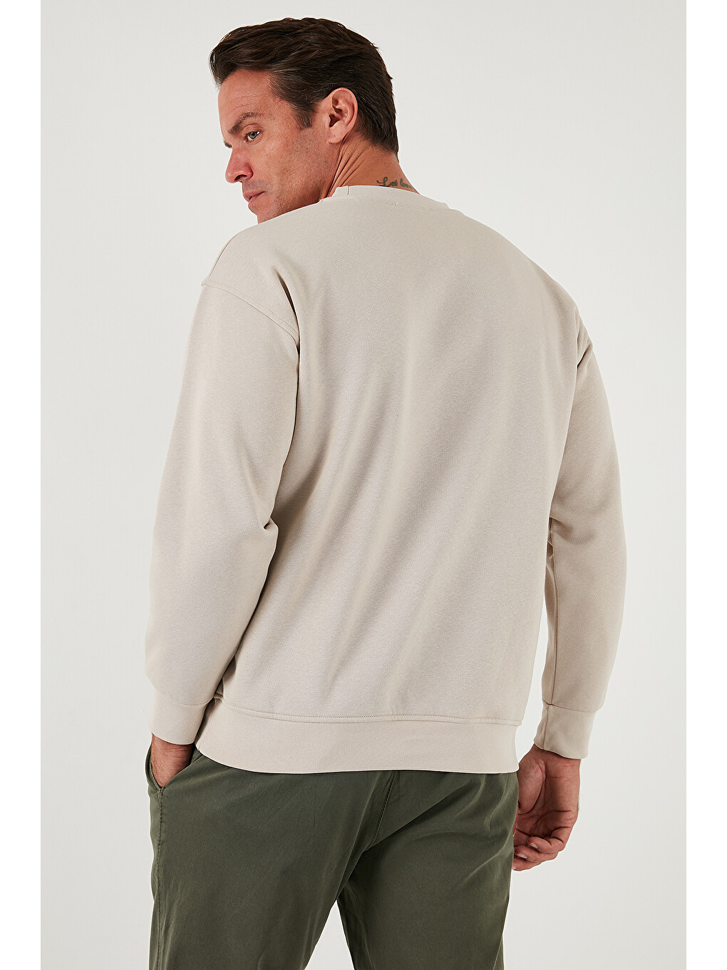 Bej Regular Fit Bisiklet Yaka Tüylü Yumuşak Şardonlu Sweat Erkek Sweatshirt 5905255-6