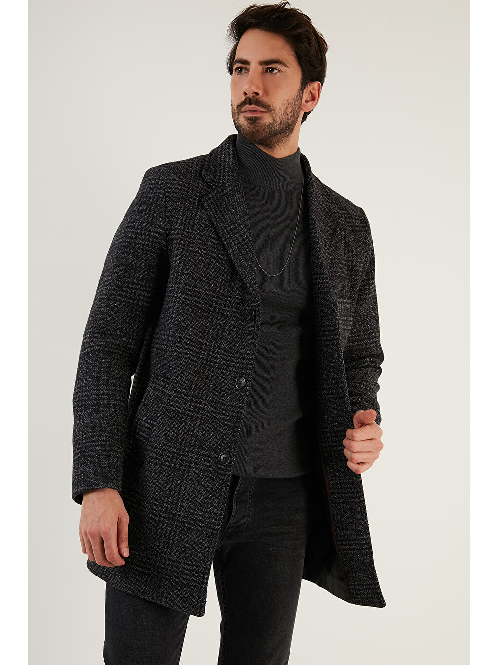 Siyah Slim Fit Tek Yırtmaçlı Düğmeli Mono Yaka Kaşe Kaban 5840098-2