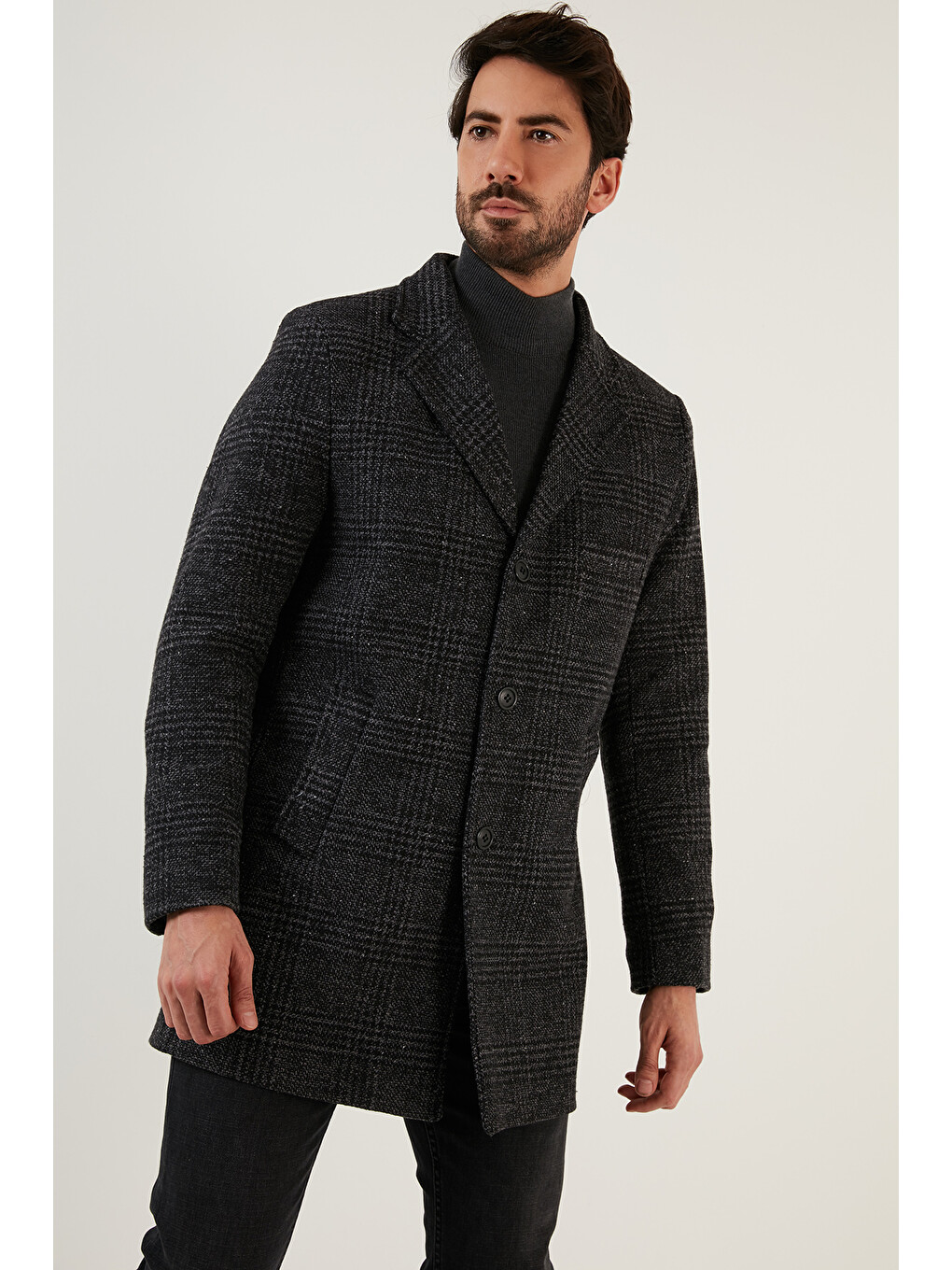 Siyah Slim Fit Tek Yırtmaçlı Düğmeli Mono Yaka Kaşe Kaban 5840098-3