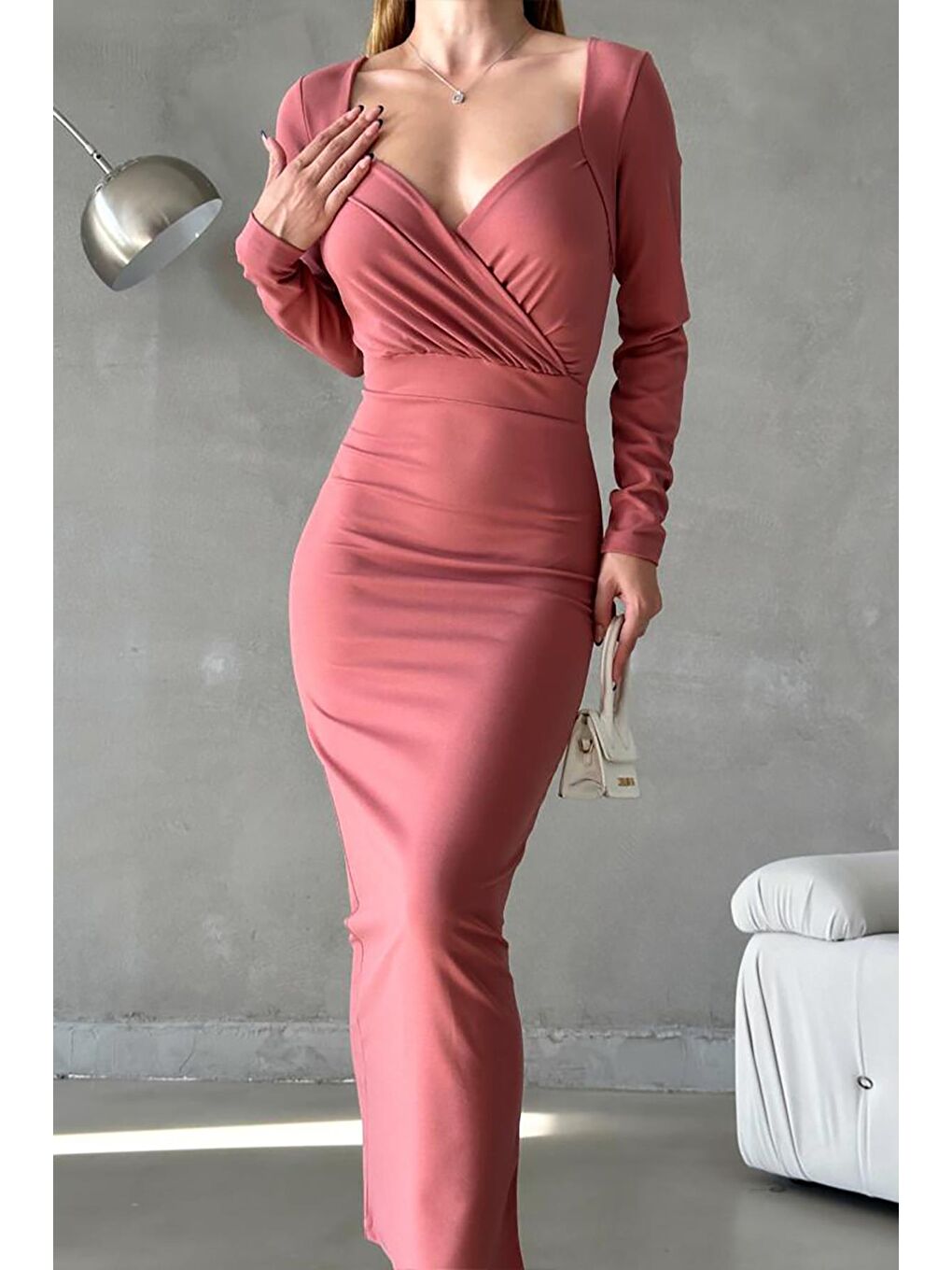 Pembe Pudra Kalp Yaka Yırtmaçlı Uzun Kollu Uzun Elbise-3