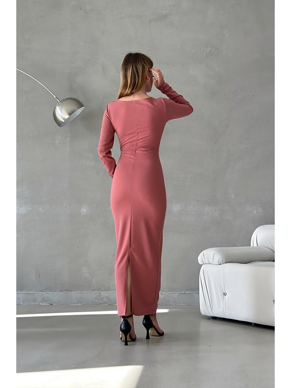 Pembe Pudra Kalp Yaka Yırtmaçlı Uzun Kollu Uzun Elbise-4