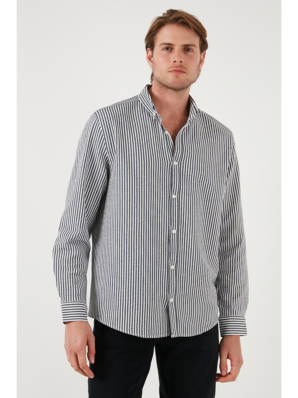 Lacivert Pamuklu Slim Fit Düğmeli Yaka Gömlek Cf23s112237-1