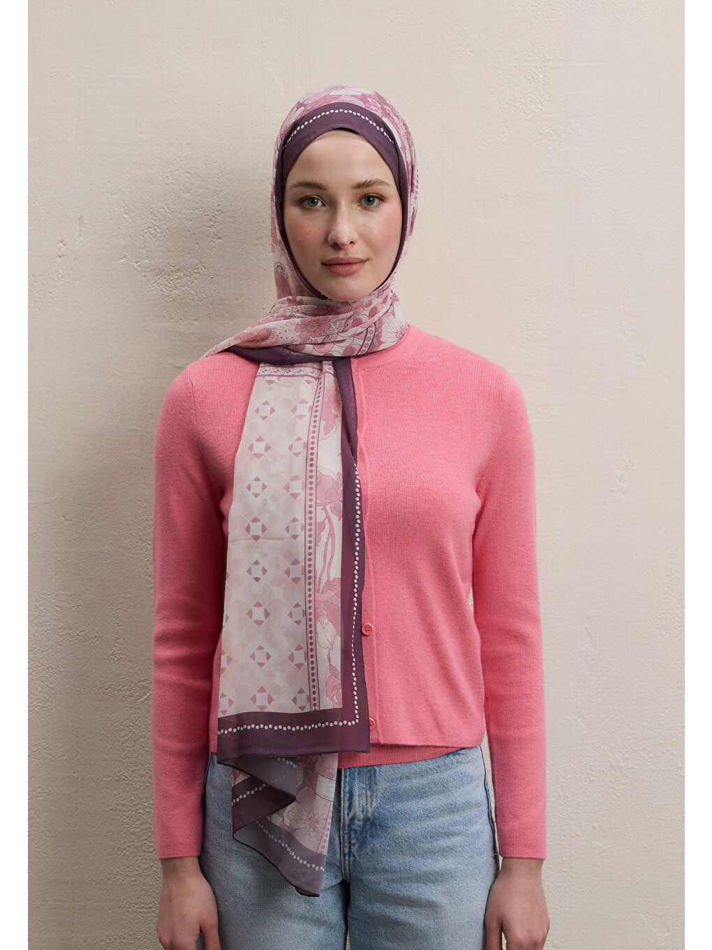 Pembe Wıld Botanıcal Desen İpek Krep Şal Gülkurusu