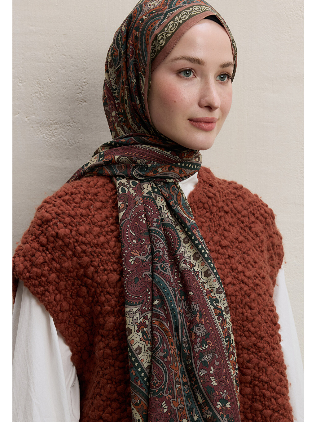 Zaıra Desen Şal Bordo-3
